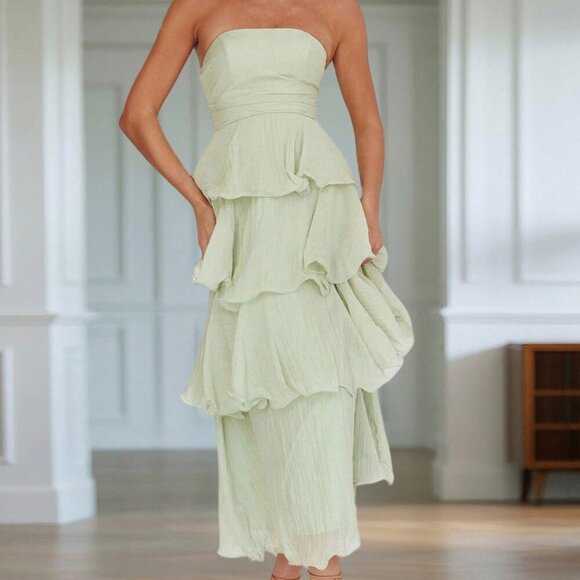 Dresses & Skirts - Green Elegant Women's Long Ruffled Strapless Cake Dress